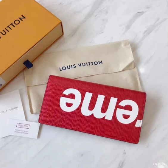 Louis Vuitton supreme wallet 0801